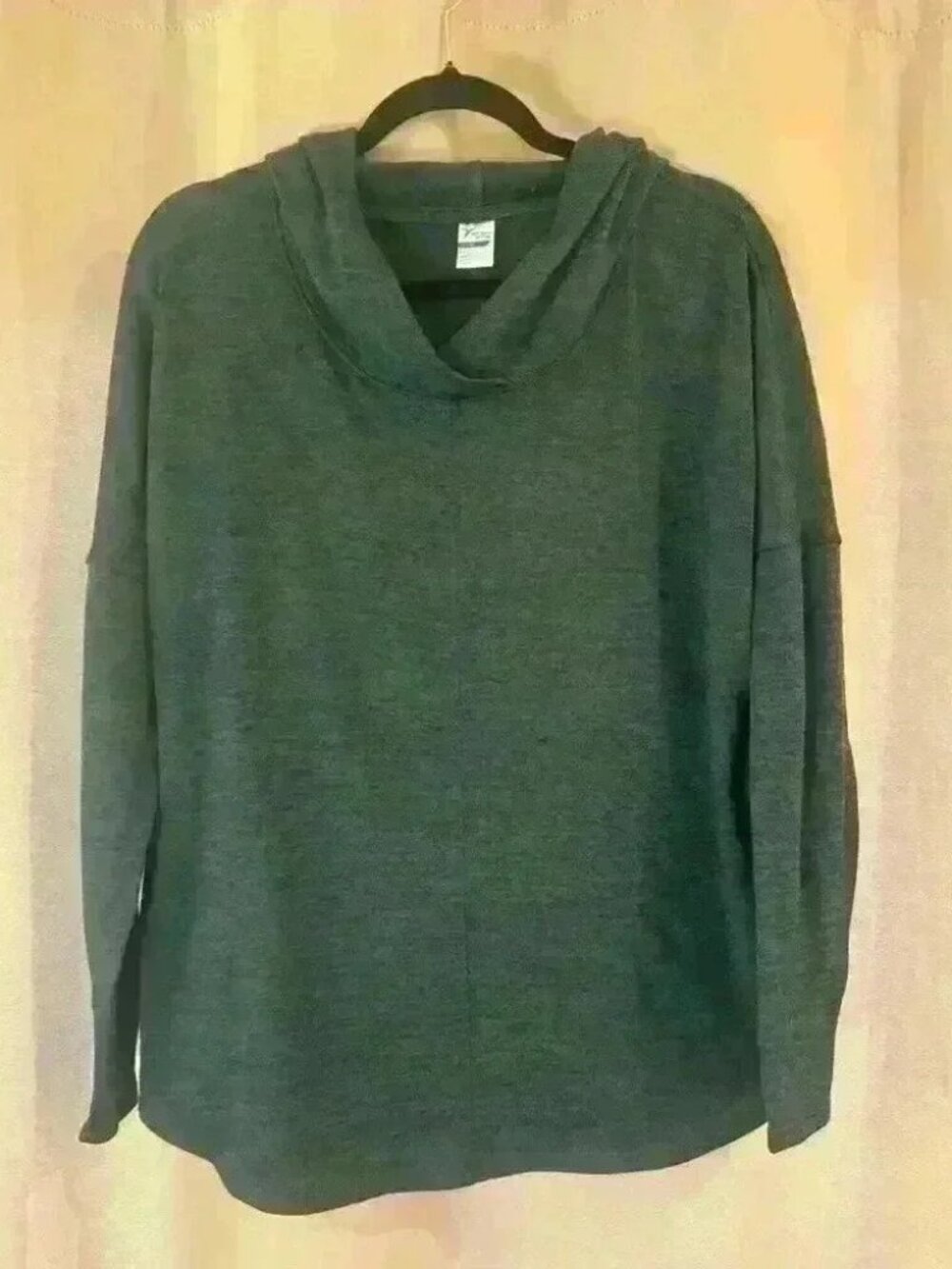 Women’s Green Old Navy Pullover Hoodie